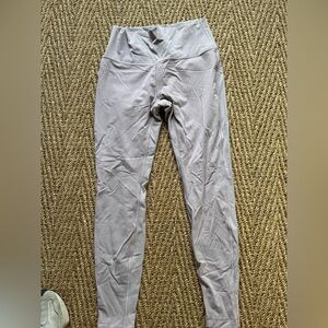 Lululemon Athletica High-Waisted Leggings - Light Gray/purple